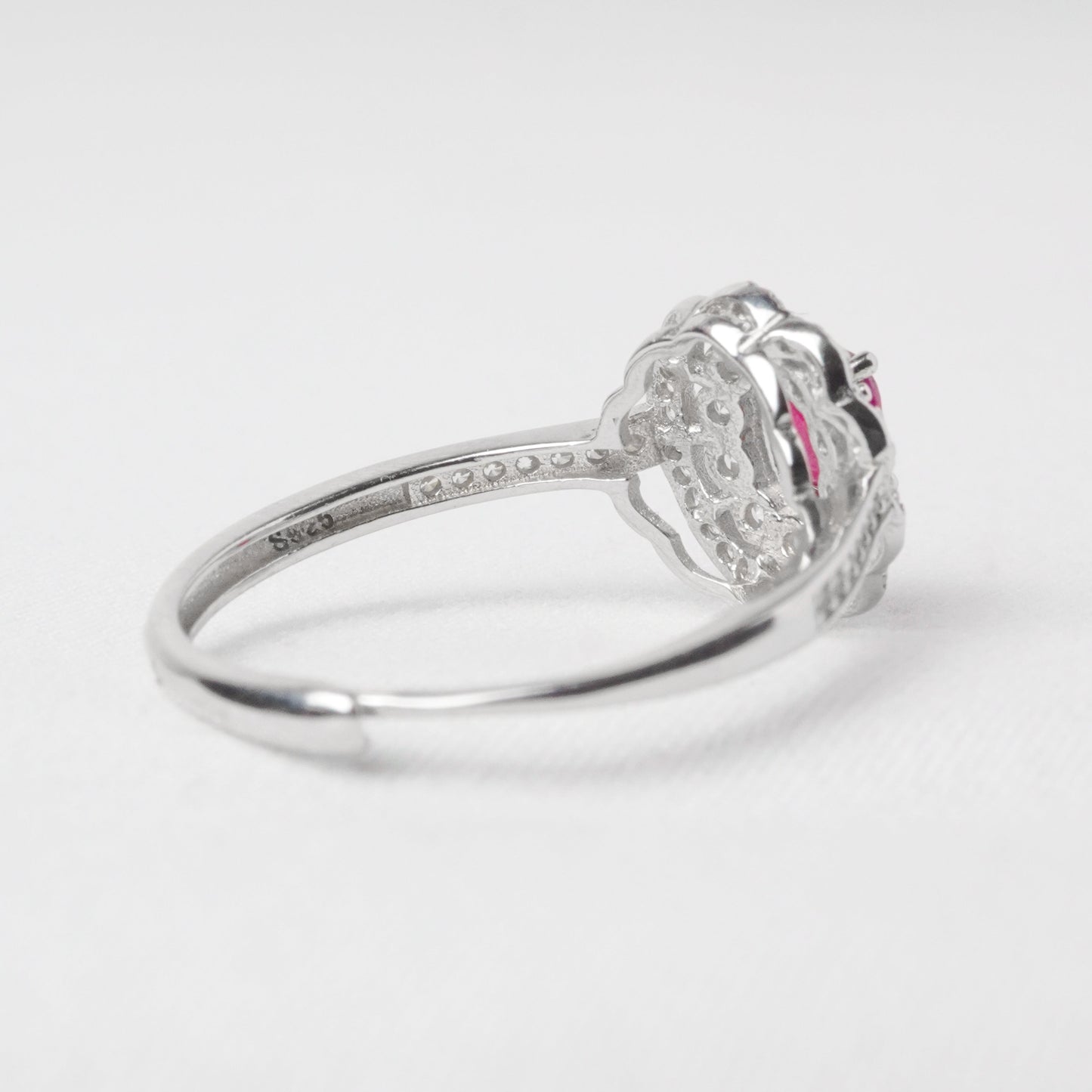 Anello Fiore Radiante – Rubino