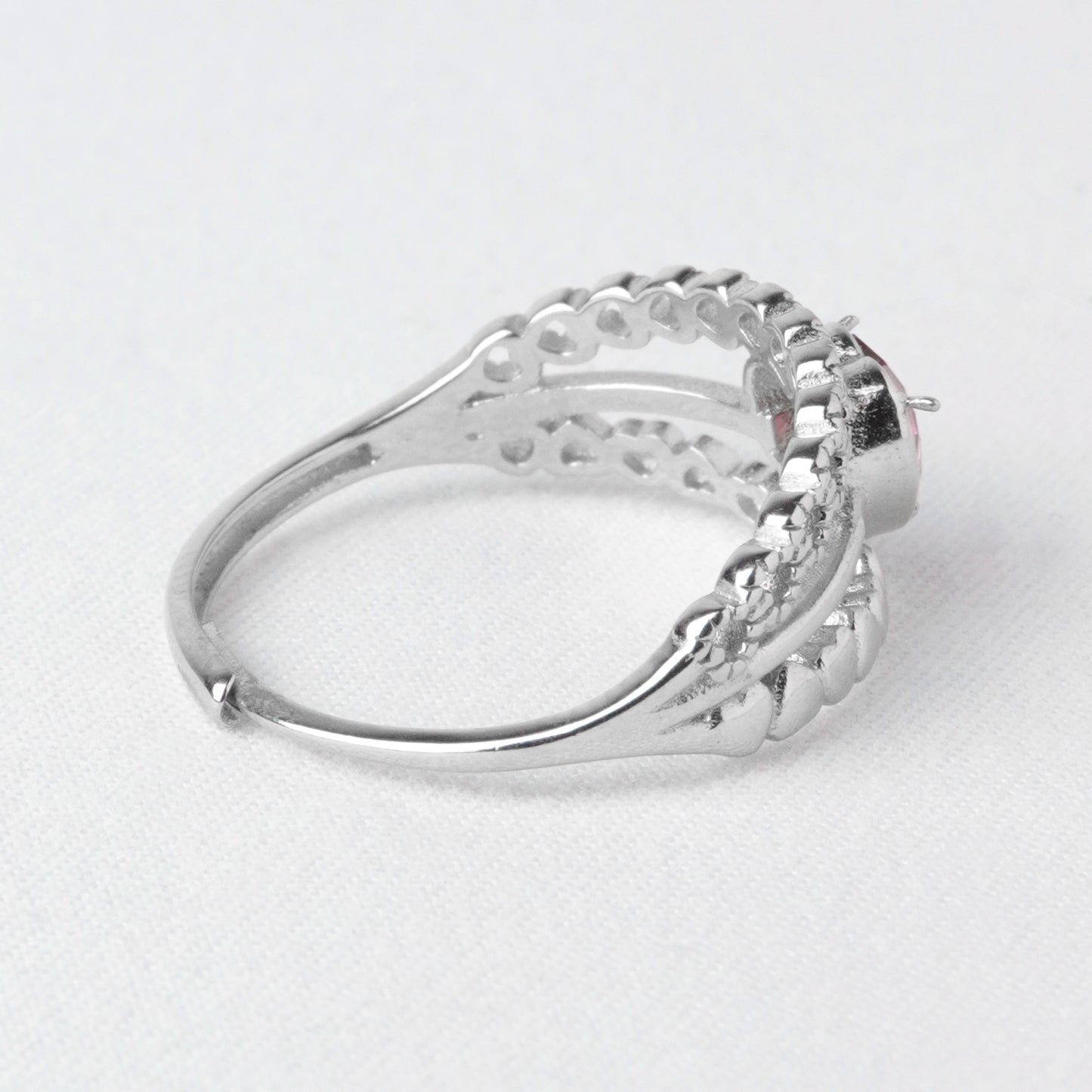 Anello Cuore Luminoso – Granato