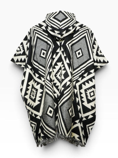 Poncho artigianale andino – Geometrie Ancestrali