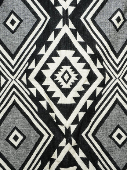 Poncho artigianale andino – Geometrie Ancestrali