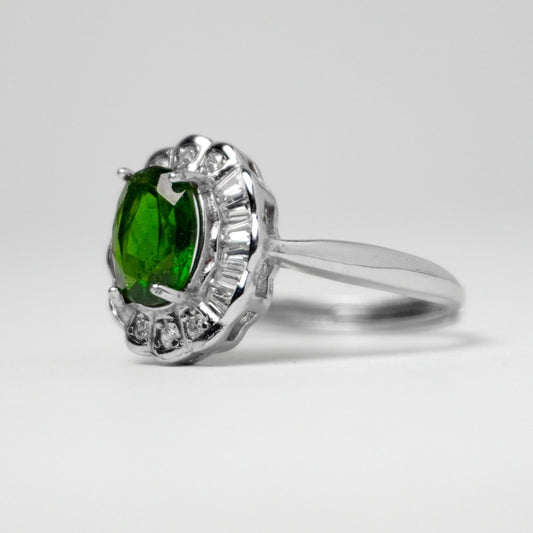 Anello in argento 925 con diopside – Design floreale