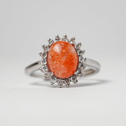 Anello in argento 925 con Pietra del Sole – Design Floreale