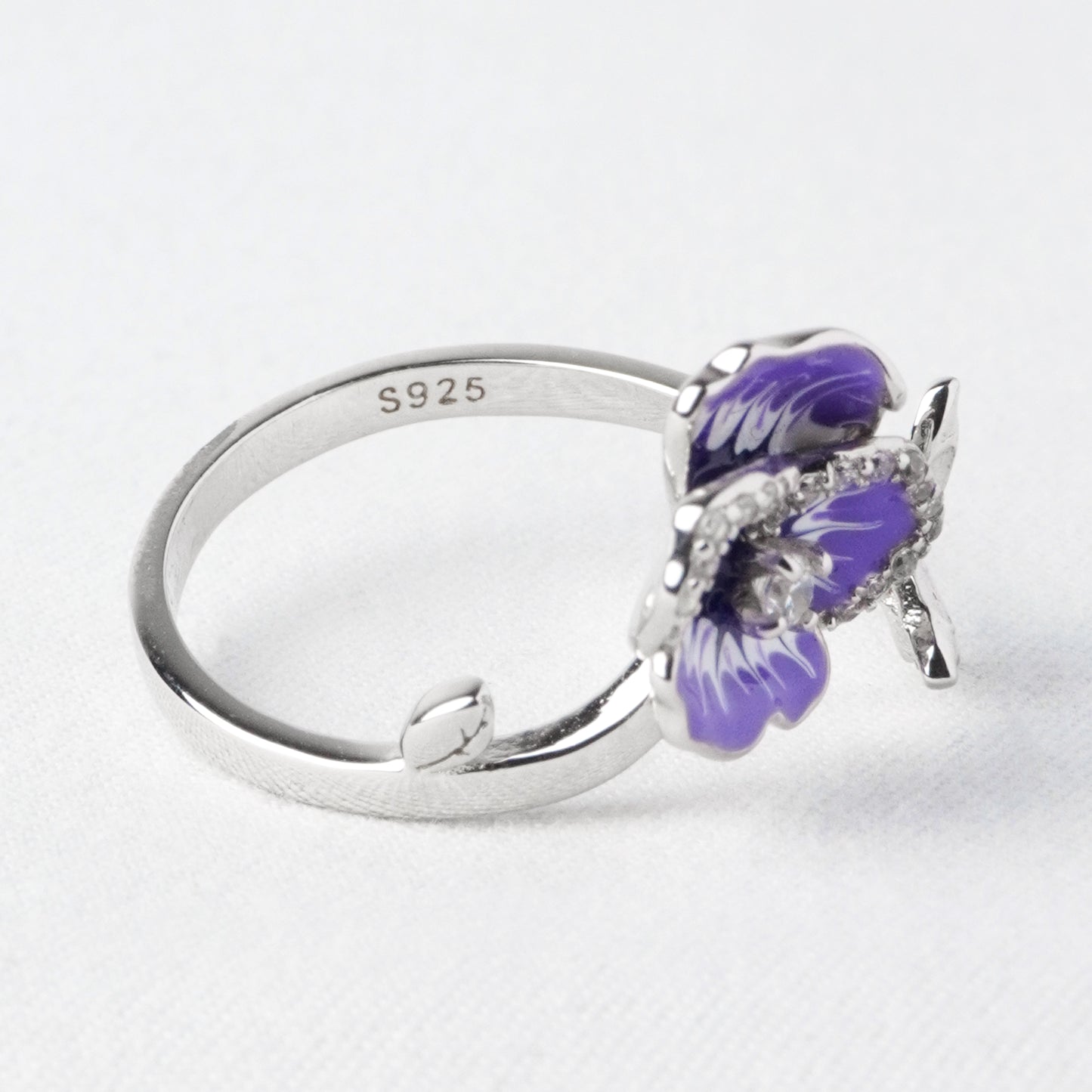 Anello Viola in Volo