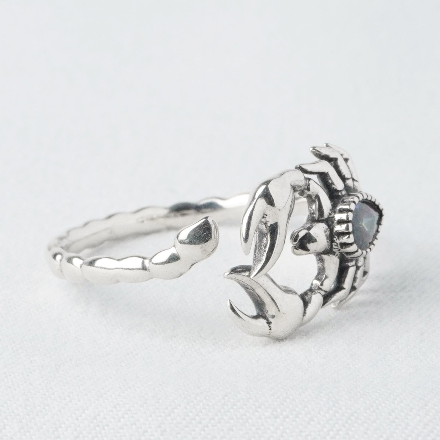 Anello Scorpione Notturno