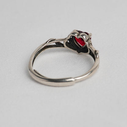 Anello in argento 925 con granato - Design Cuore