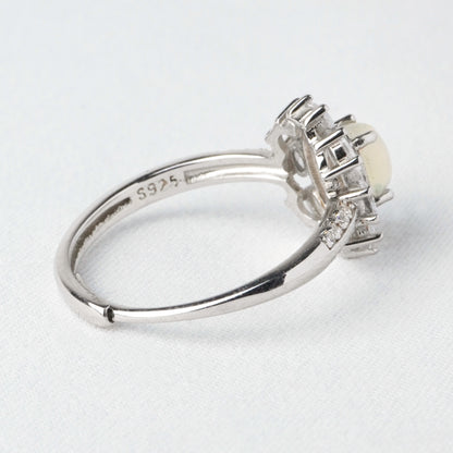Anello Fiore Iridescente – Opale